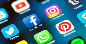 Facebook, Twitter, Instagram, WhatsApp, Pinterest