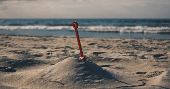Sandbox, beach, spade, sea