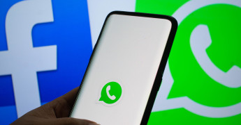 WhatsApp, Facebook